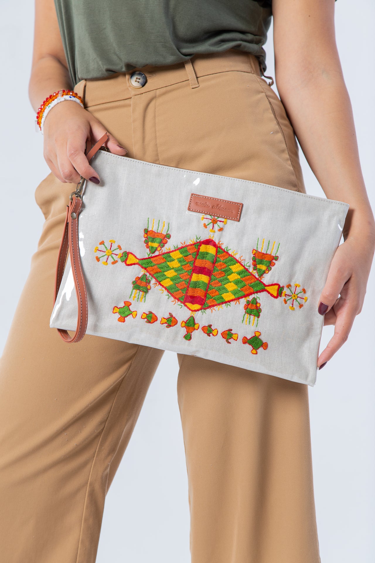 Siwa Plastic Clutch